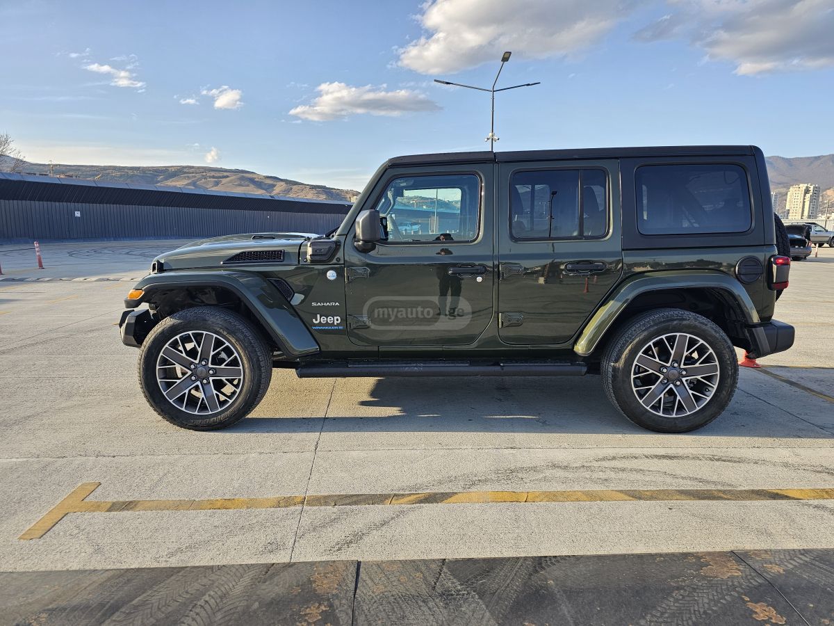 Jeep SAHARA — миниатюра 7