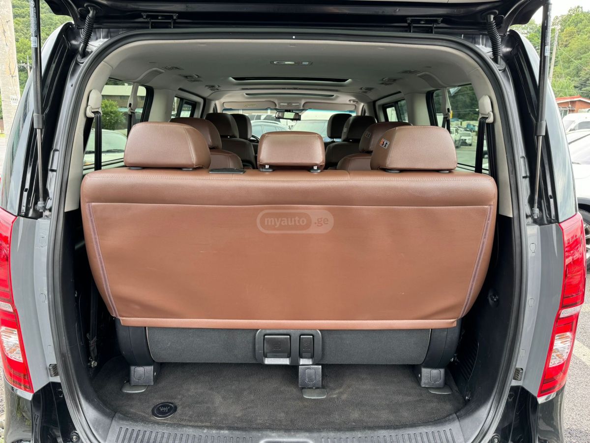 Hyundai Starex - фото 10