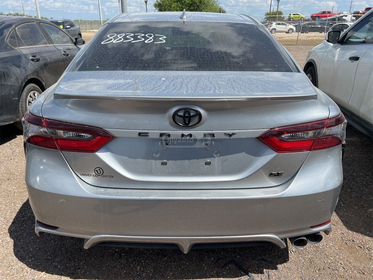 Toyota SE — миниатюра 4