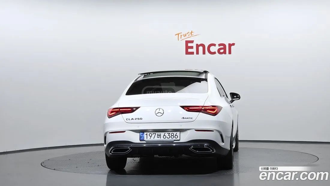 Mercedes-Benz CLA 35 AMG 2023 — миниатюра 4