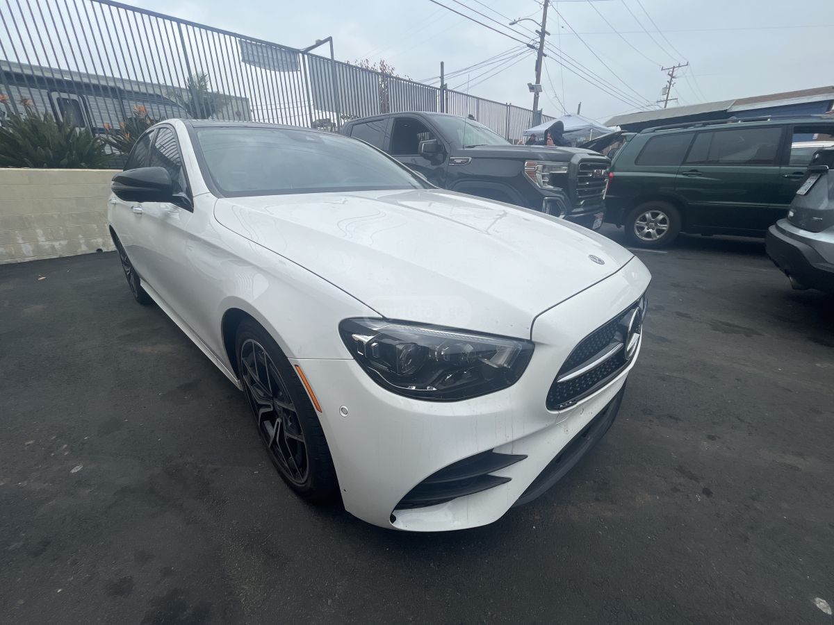 Mercedes-Benz E 350 - фото 1