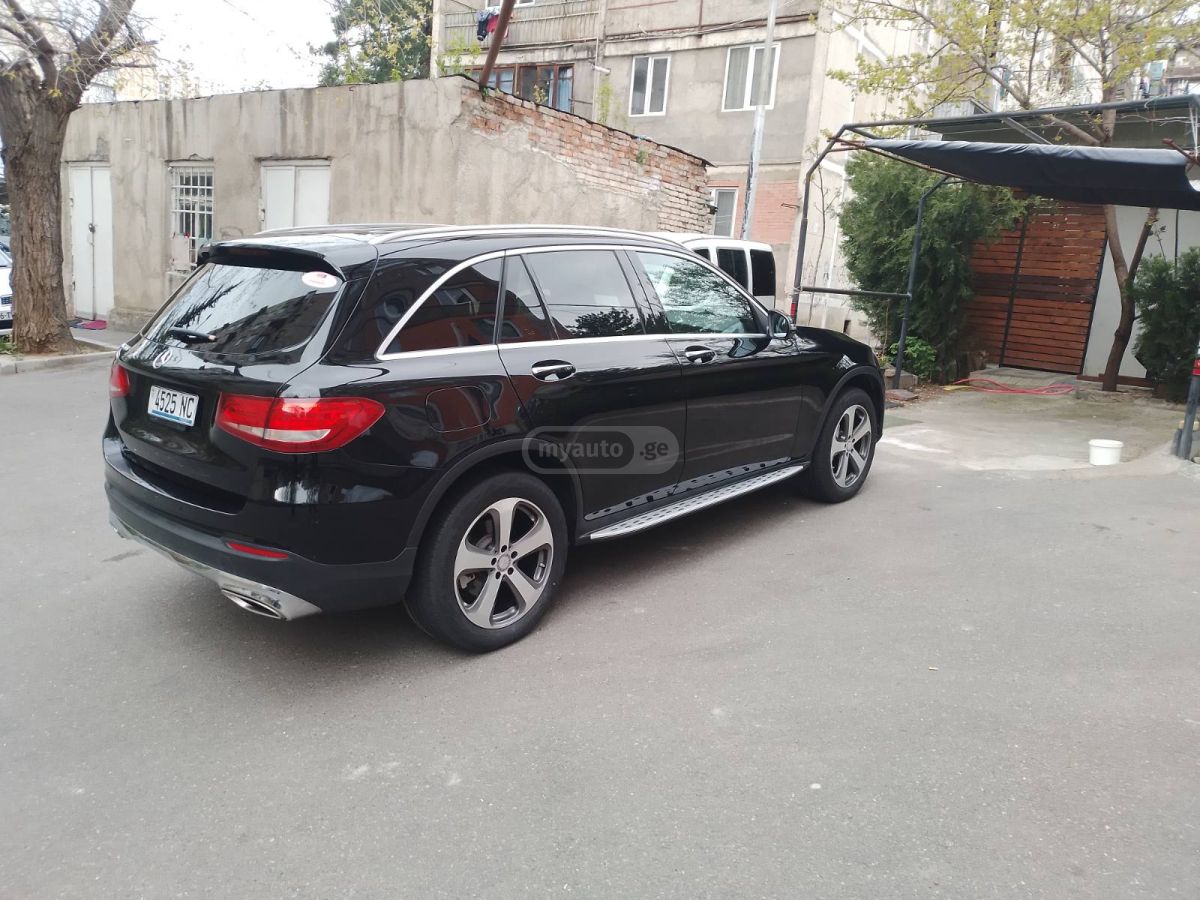 Mercedes-Benz GLC 300 - фото 3