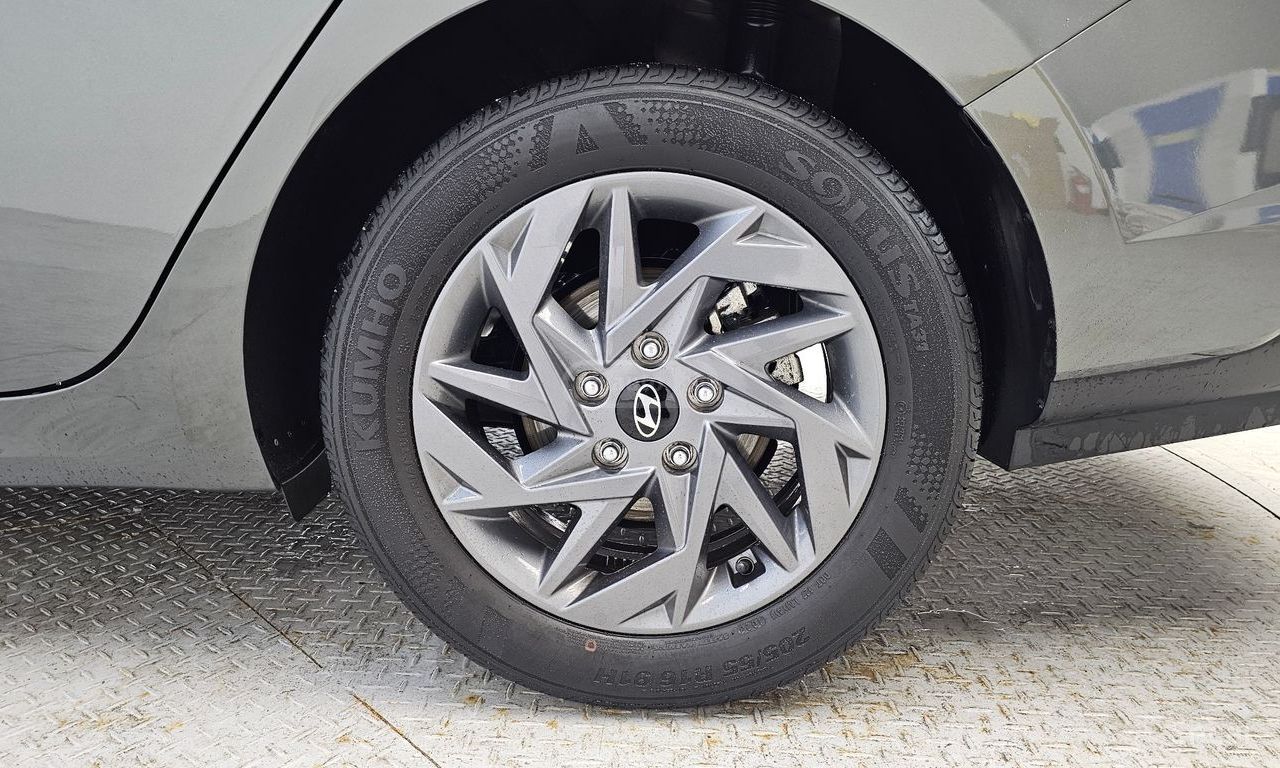 Hyundai Avante - фото 5