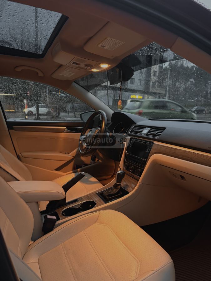 Volkswagen Passat - фото 7