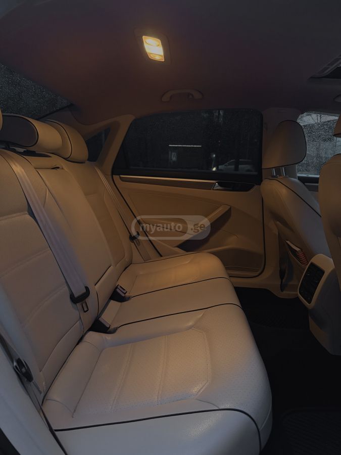 Volkswagen Passat - фото 9