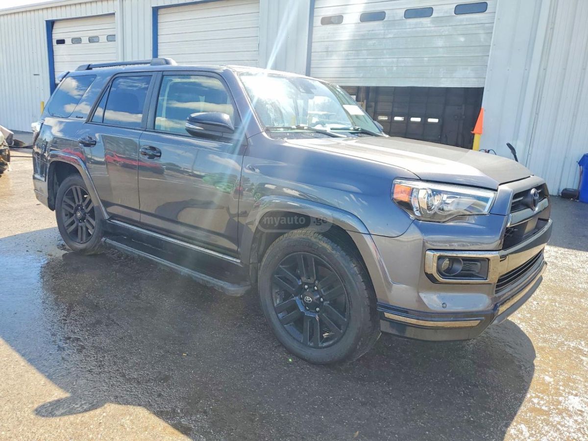 Toyota 4 Runner - фото 4