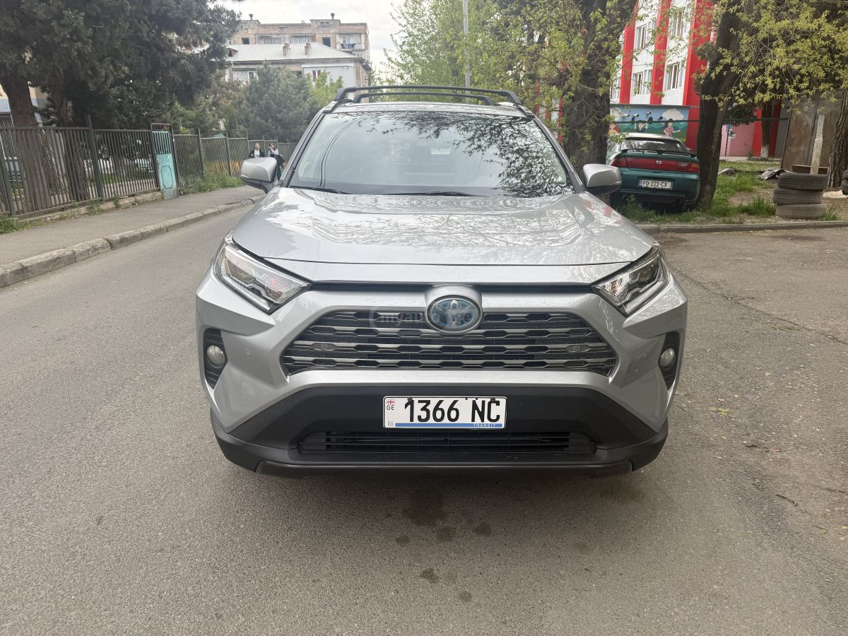 Toyota Rav 4 - фото 2