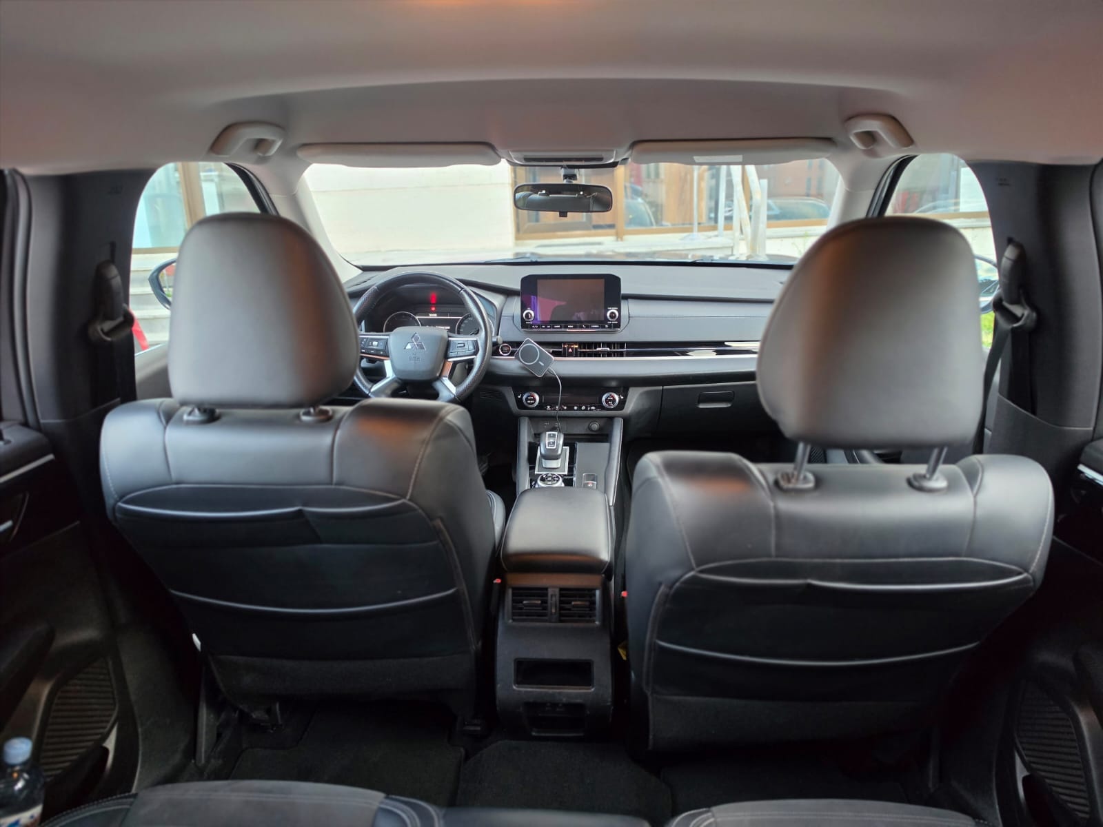 Mitsubishi Outlander - фото 2