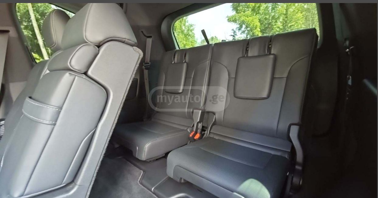 Lexus LX 600 - фото 9