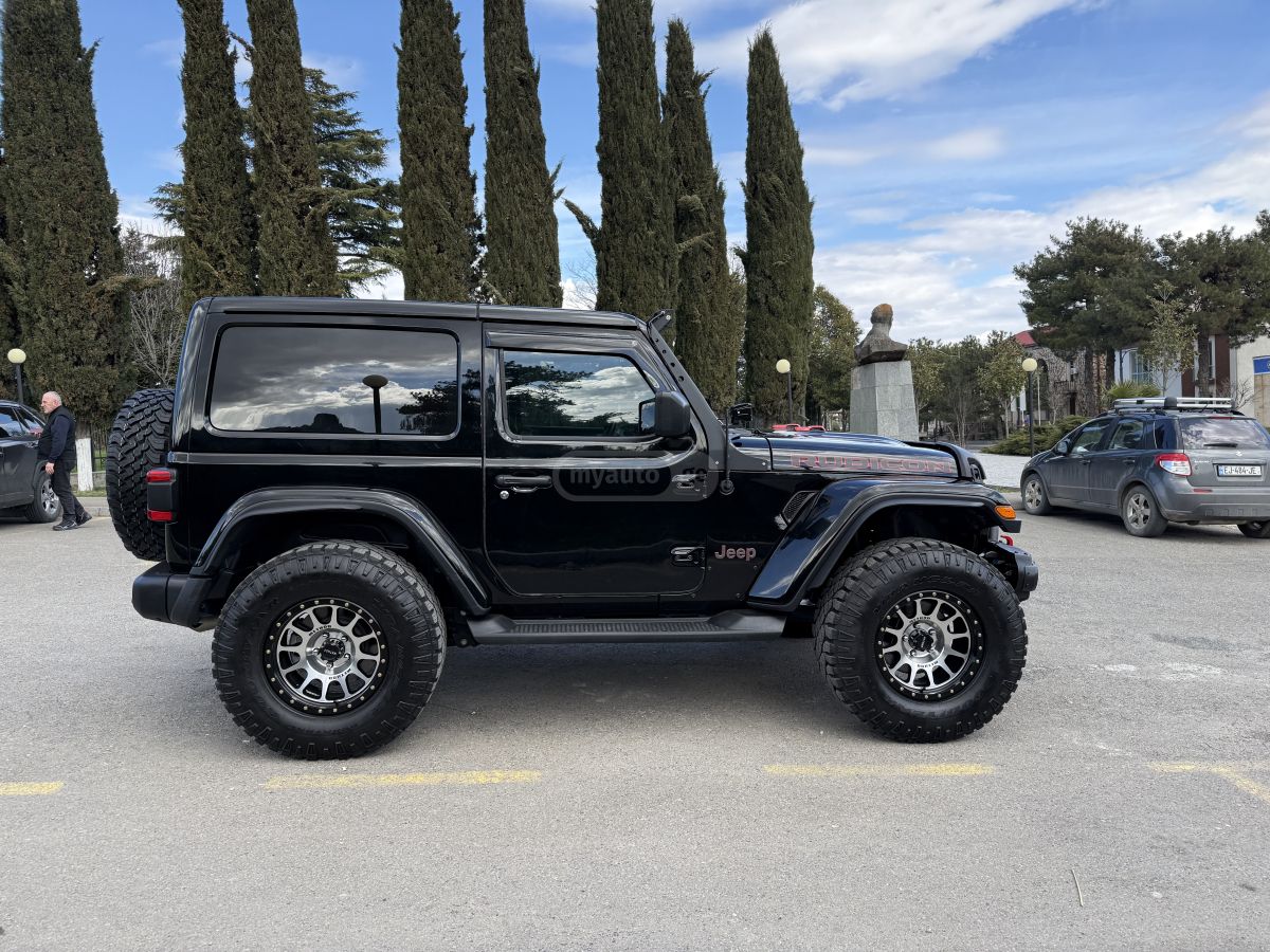 Jeep Wrangler - фото 7