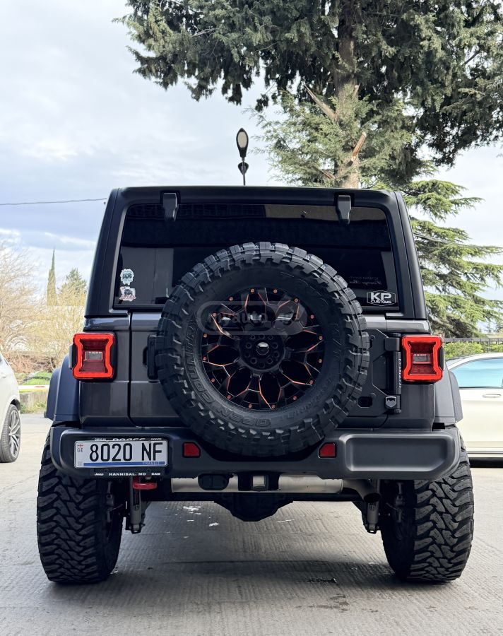 Jeep Wrangler - фото 4