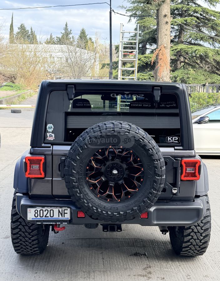 Jeep Wrangler - фото 6