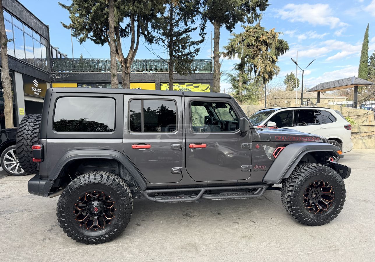 Jeep Wrangler - фото 8