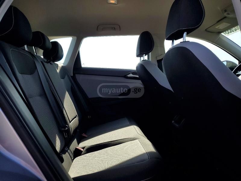 Volkswagen Taos - фото 5