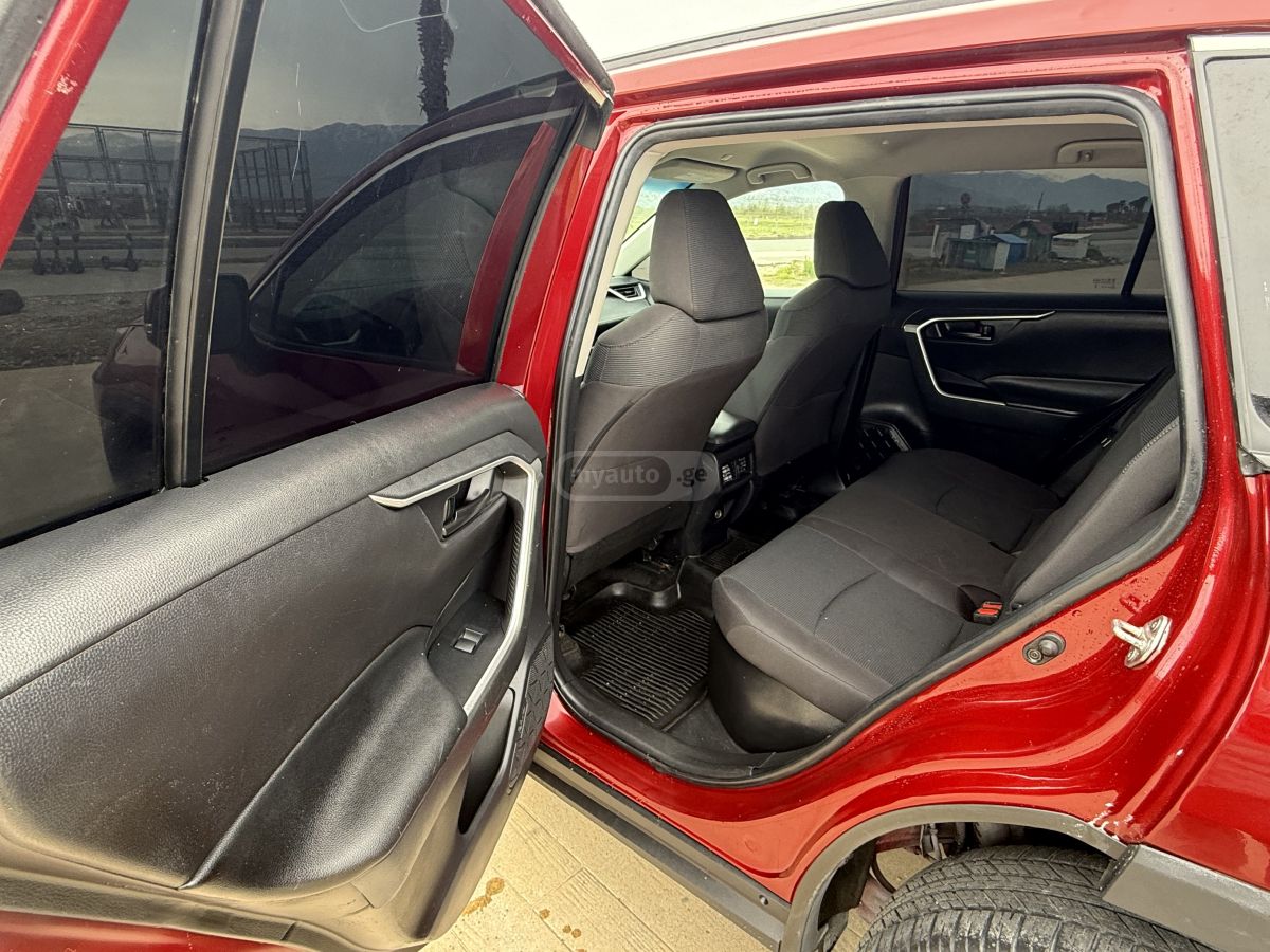 Toyota Rav 4 - фото 10