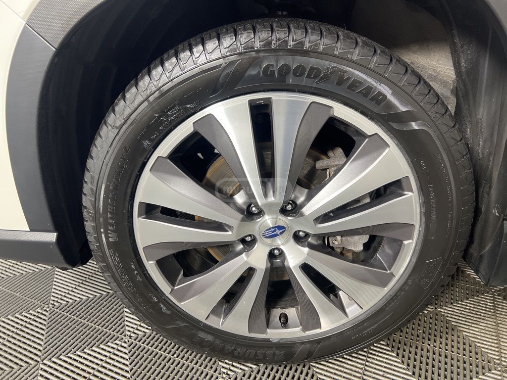 Subaru Limited All-Wheel Drive CVT — миниатюра 12