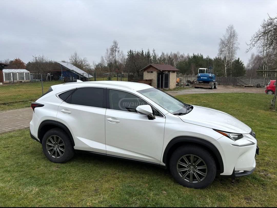 Lexus NX 300 - фото 1