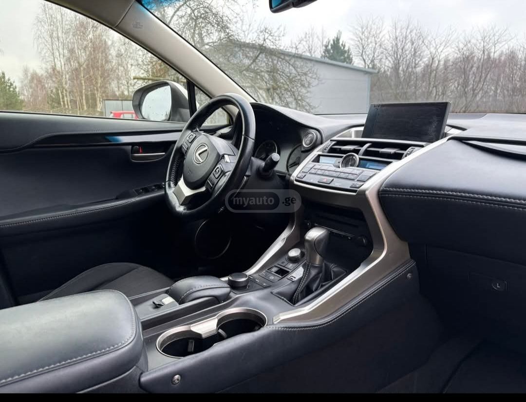Lexus NX 300 - фото 7