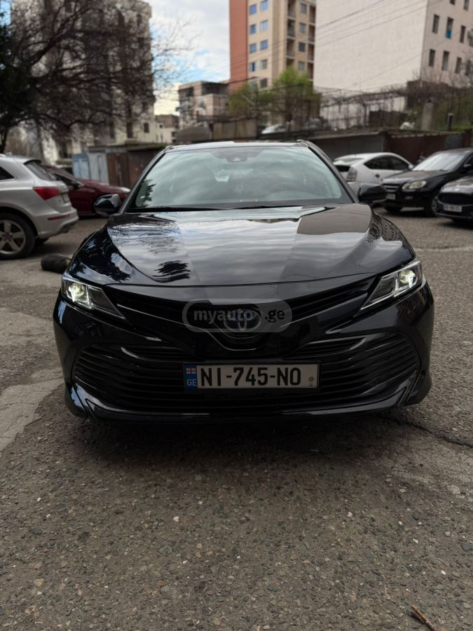 Toyota Camry - фото 6