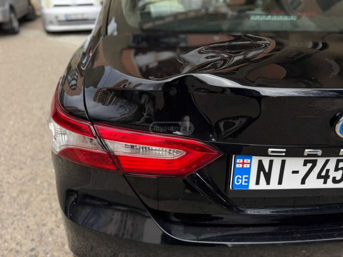 Toyota Camry - фото 9