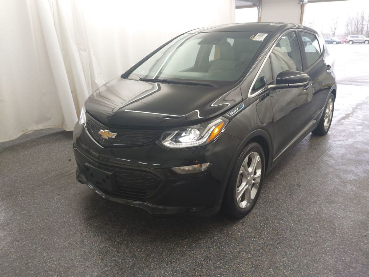 Chevrolet Bolt EV - фото 1