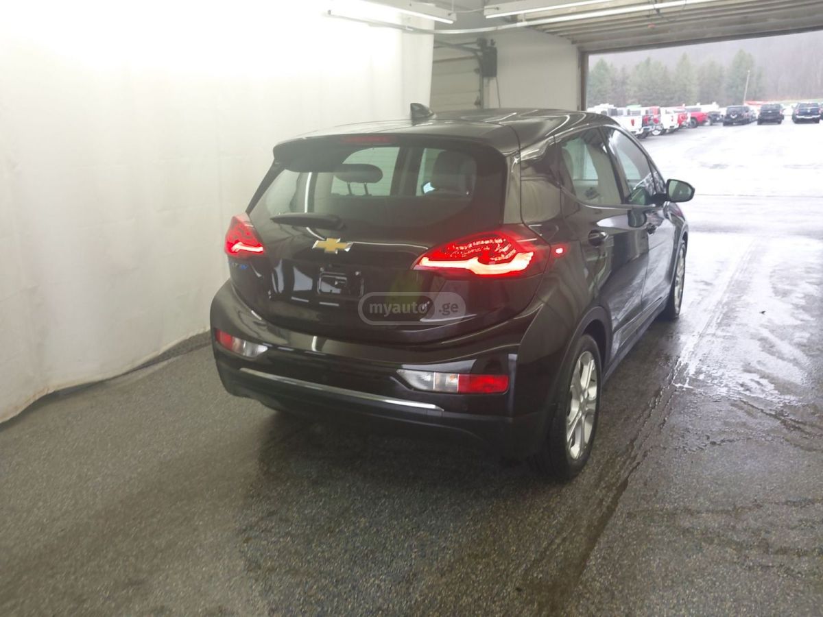Chevrolet Bolt EV - фото 4