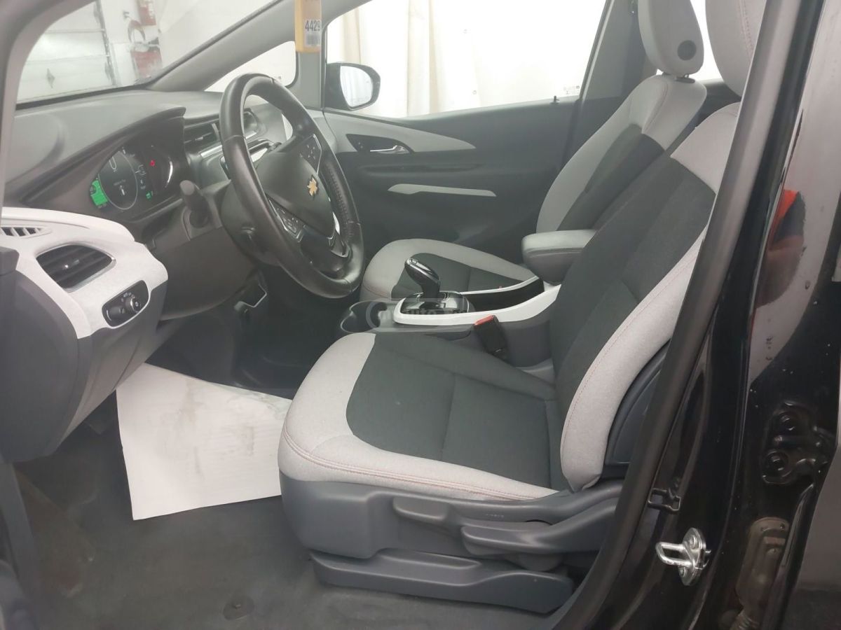Chevrolet Bolt EV - фото 5