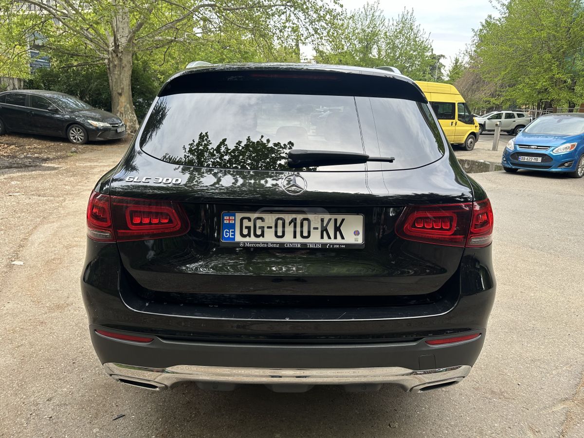 Mercedes-Benz GLC 300 - фото 5