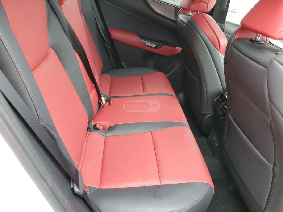 Lexus Luxury 4dr All-Wheel Drive Aut — миниатюра 10