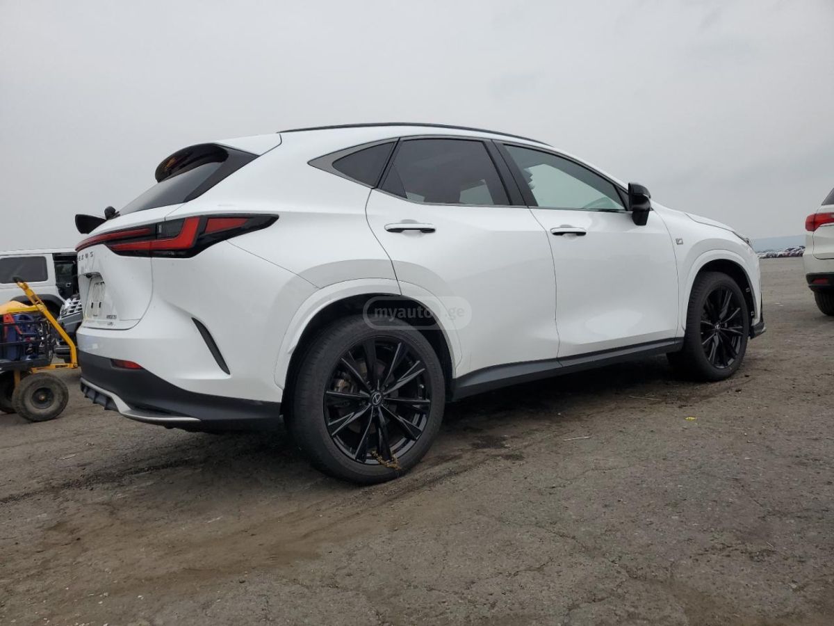 Lexus Luxury 4dr All-Wheel Drive Aut — миниатюра 3