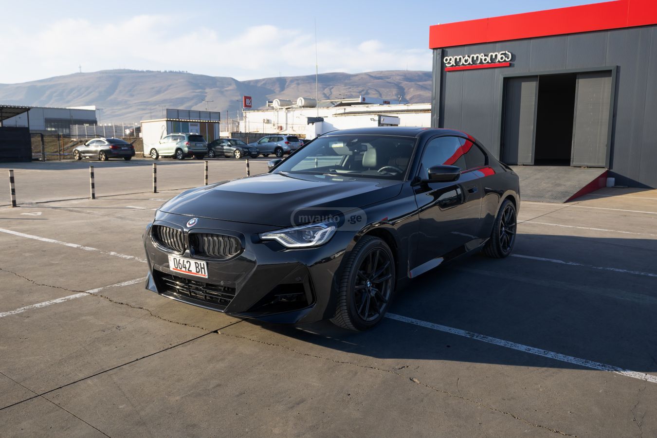 BMW 230i 2023 — миниатюра 1