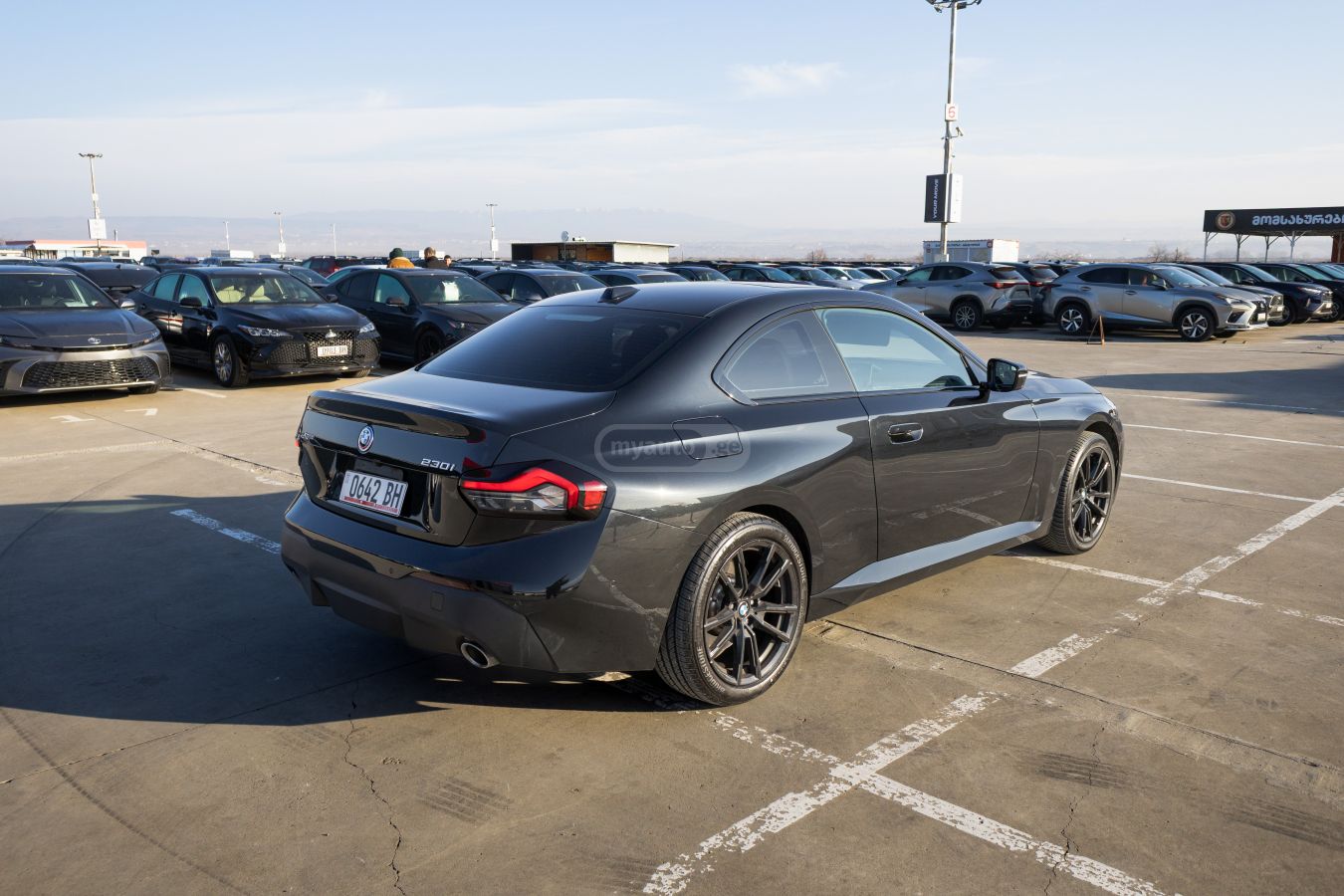 BMW 230i 2023 — миниатюра 4