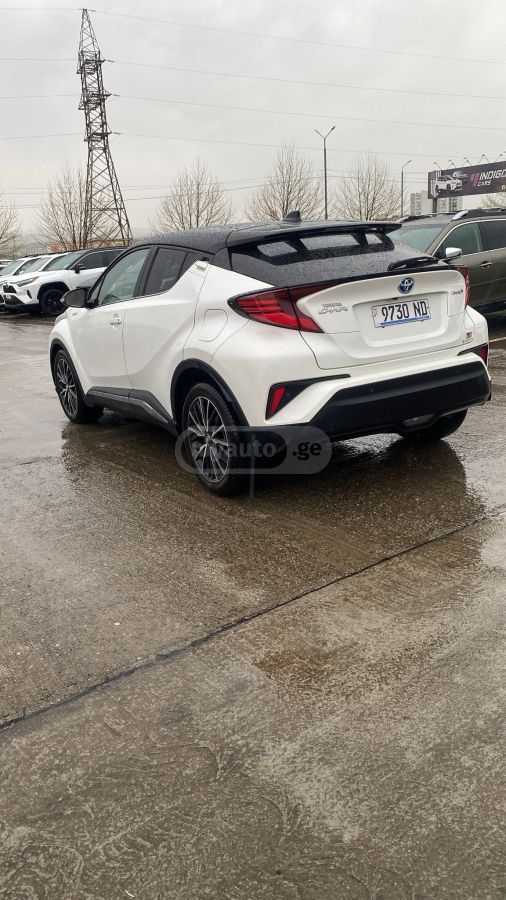 Toyota CHR - фото 4