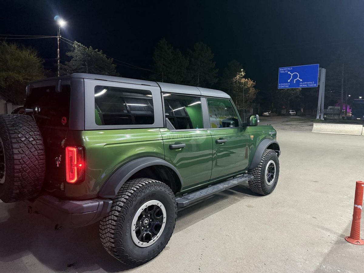 Ford Bronco - фото 2