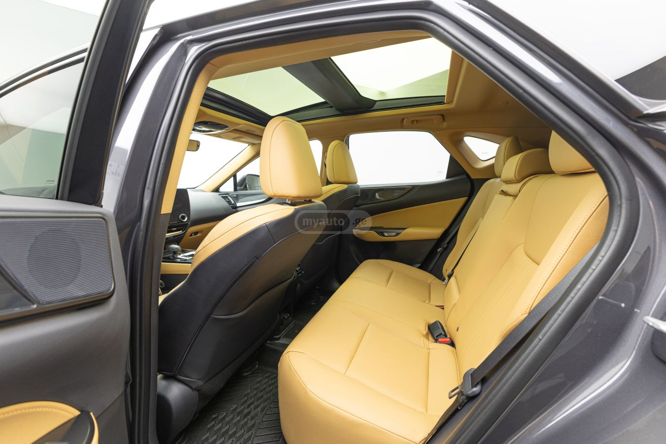 Lexus Lexus NX — миниатюра 8