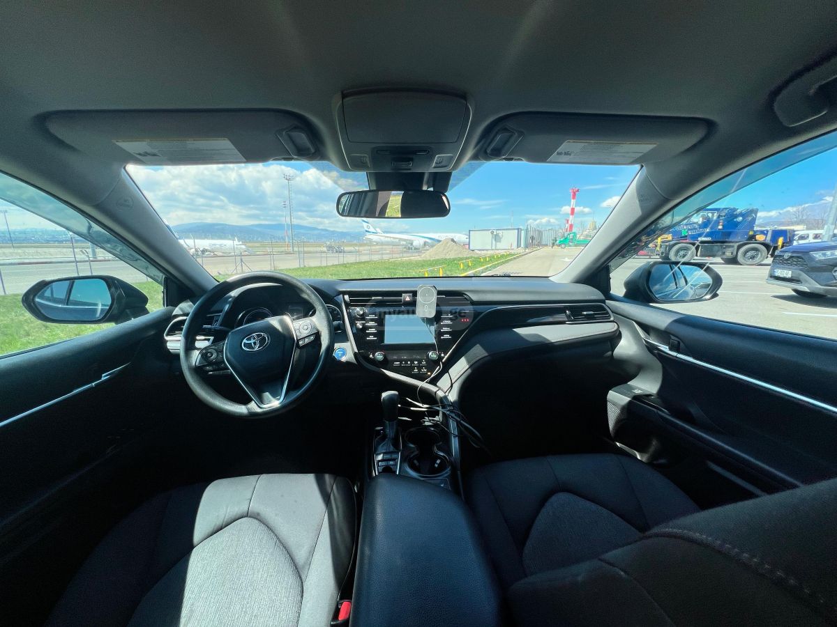 Toyota Camry - фото 5