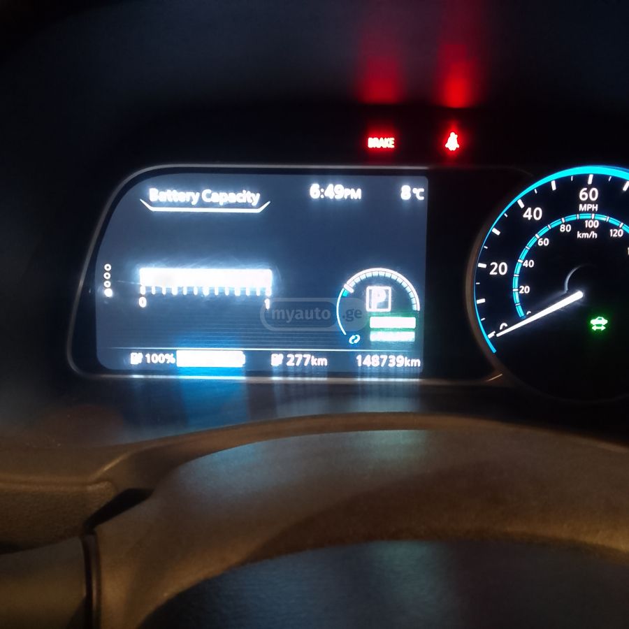 Nissan Leaf - фото 10
