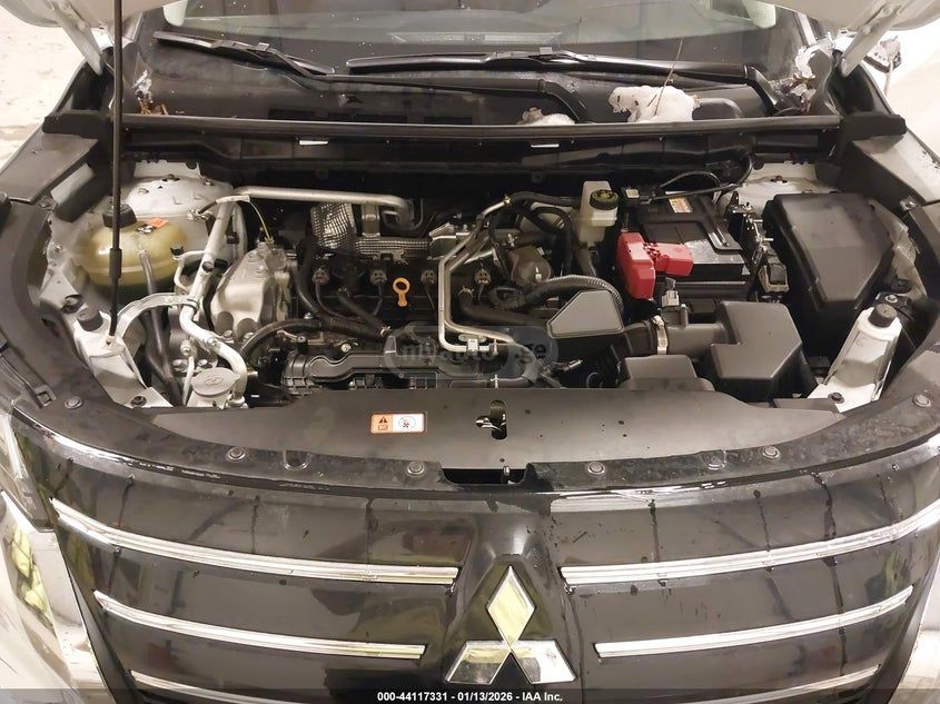 Mitsubishi Outlander 2025 — миниатюра 10