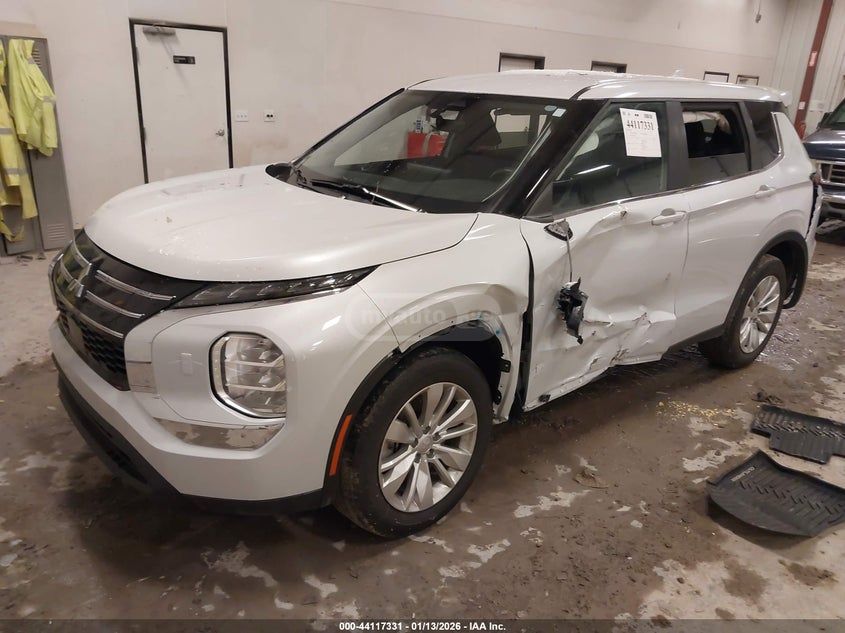 Mitsubishi Outlander 2025 — миниатюра 2