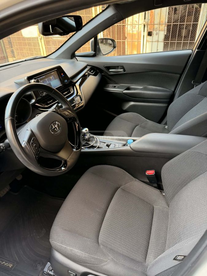 Toyota CHR - фото 6