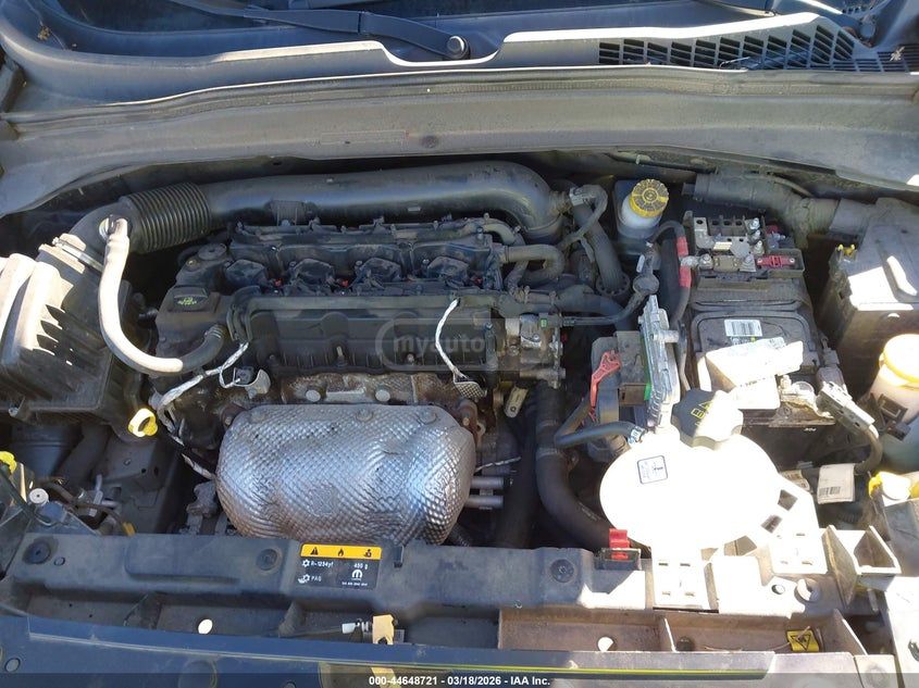 Jeep Renegade - фото 10