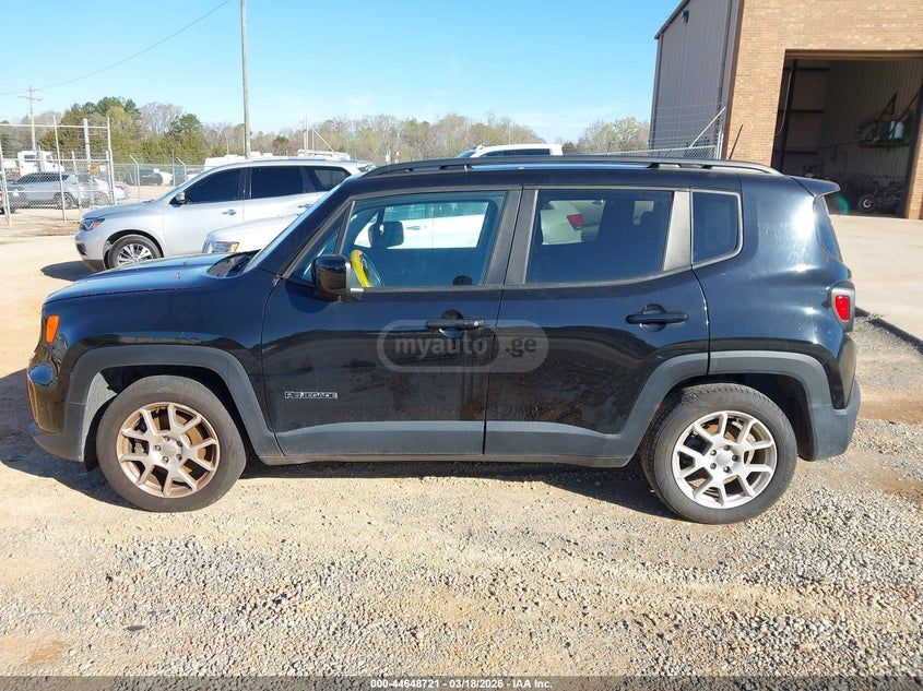 Jeep Renegade - фото 14