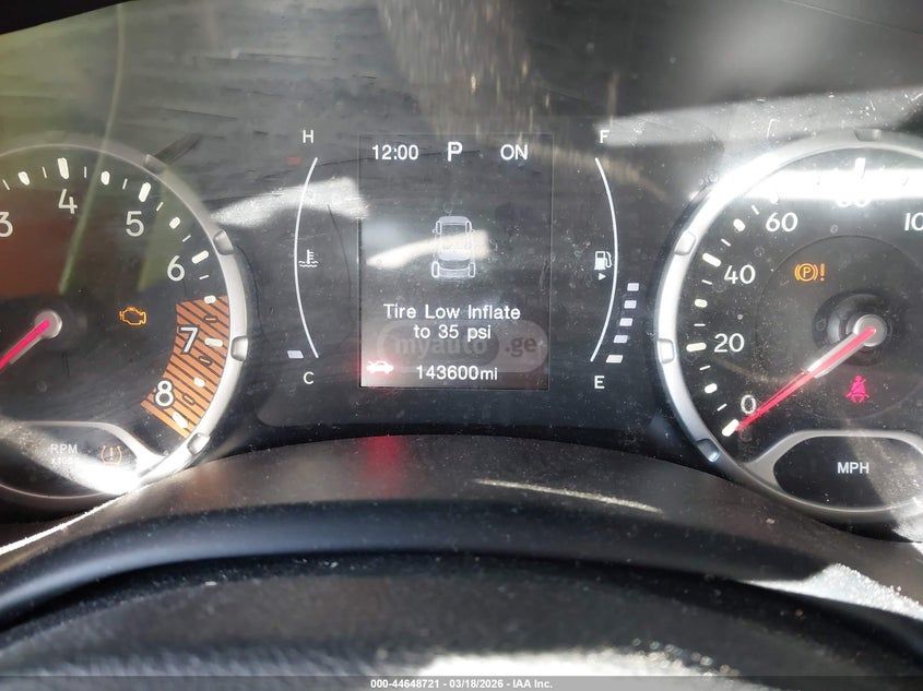 Jeep Renegade - фото 7