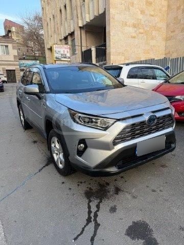 Toyota RAV 4 - фото 2