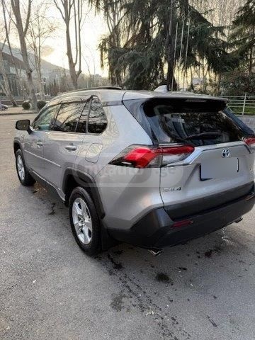 Toyota RAV 4 - фото 4