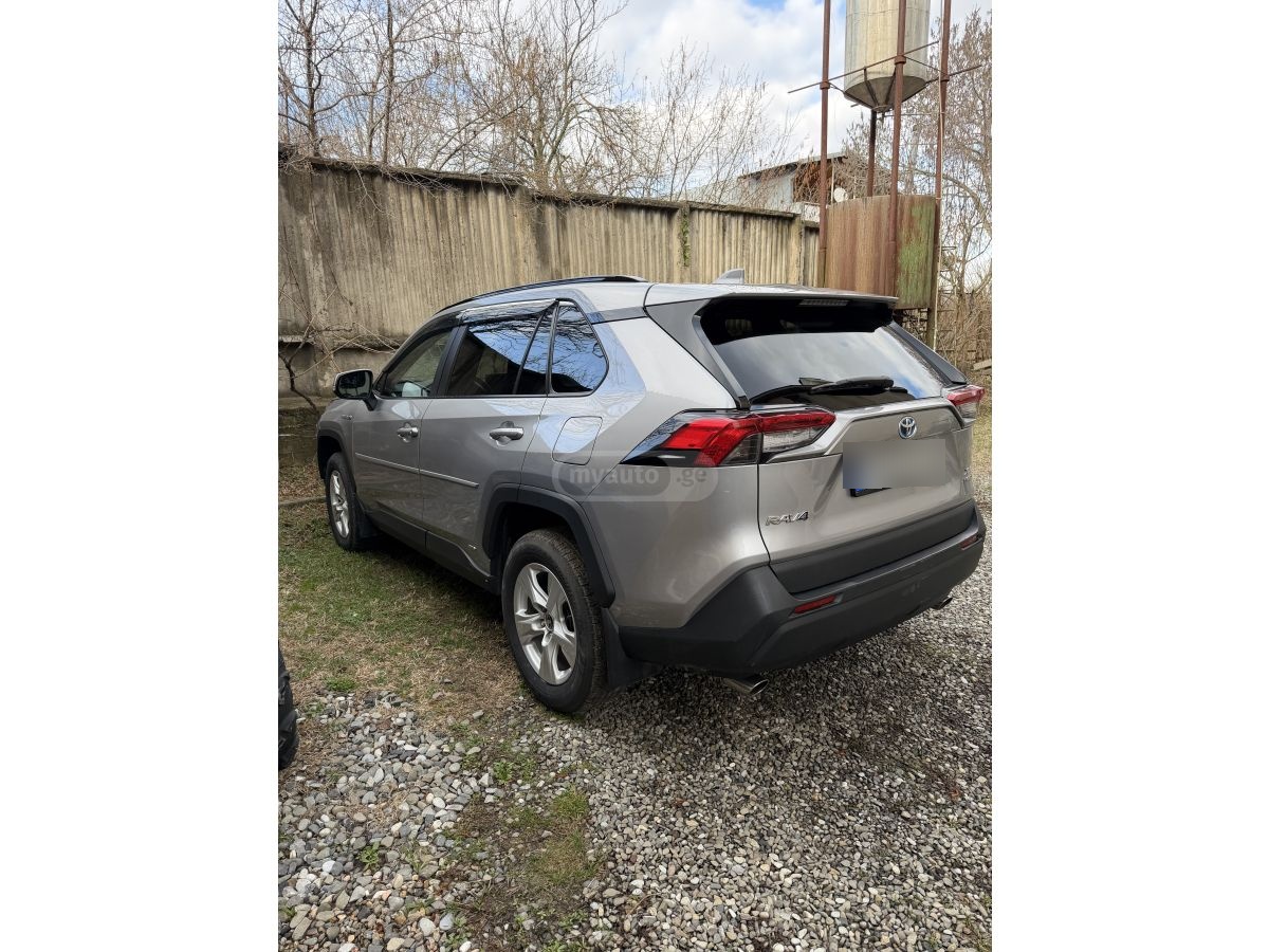 Toyota RAV 4 - фото 8