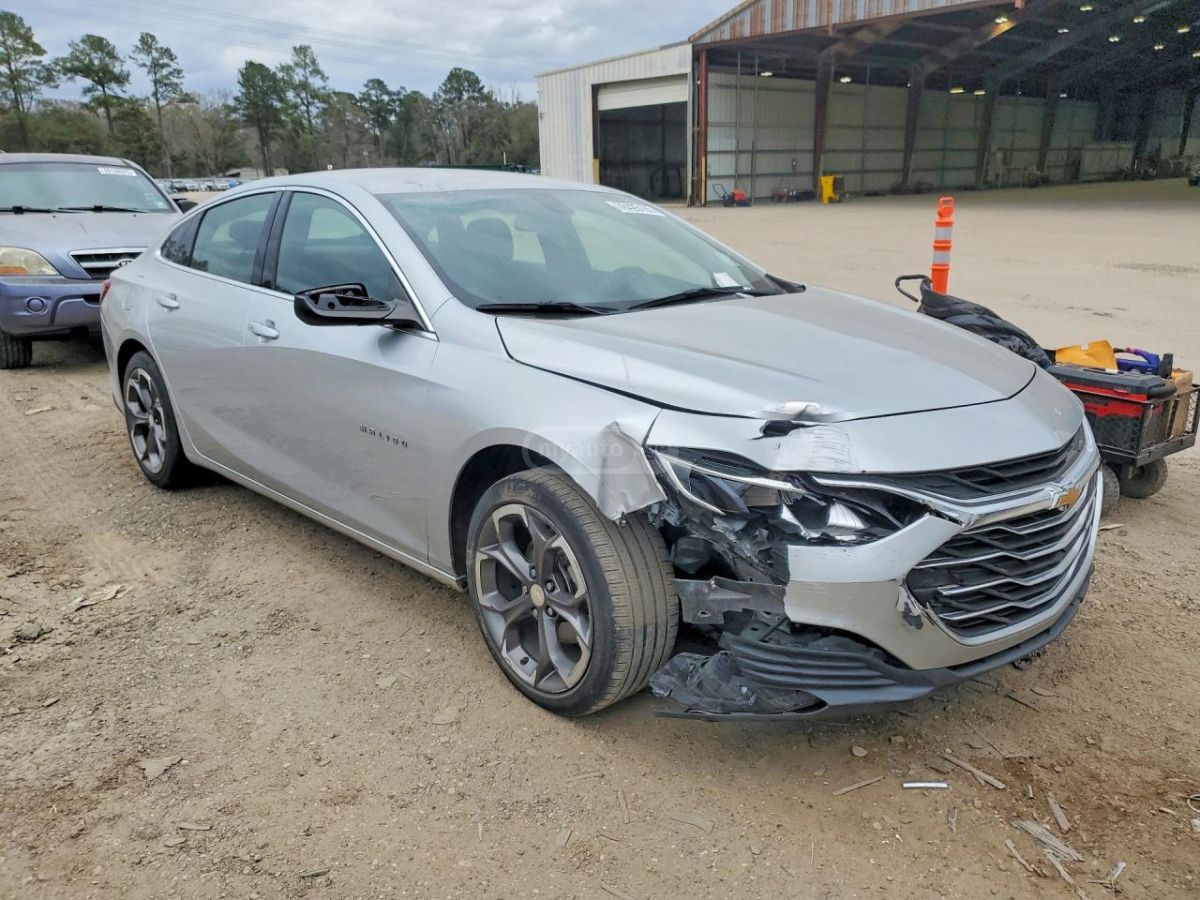 Chevrolet Malibu - фото 4