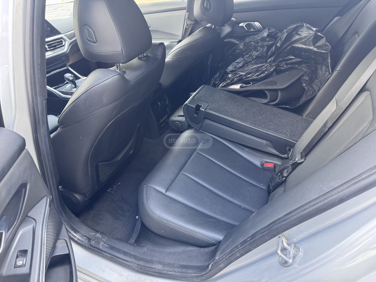 BMW 330 - фото 7