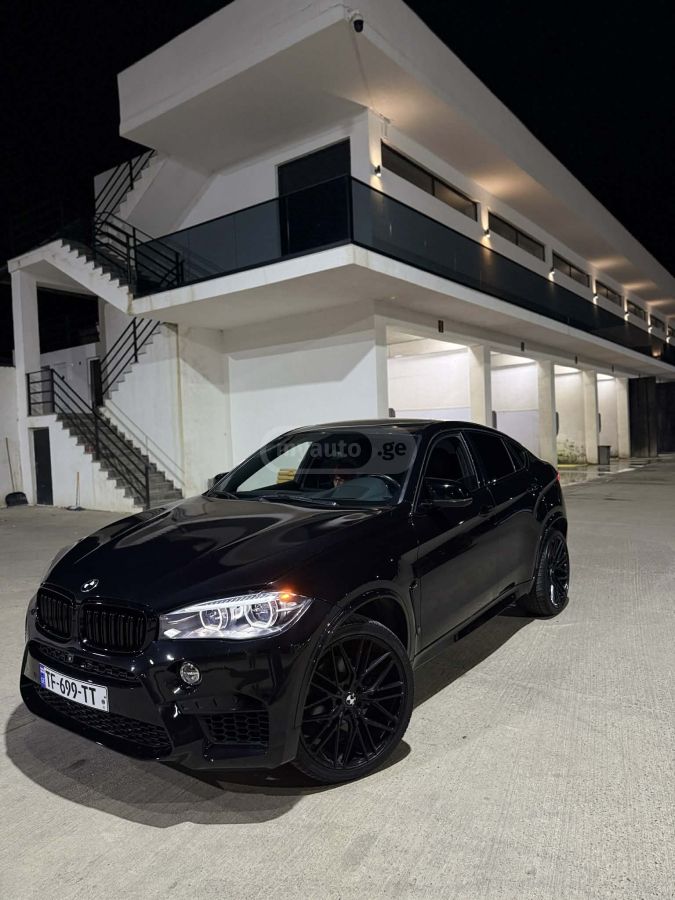 BMW X6 - фото 1