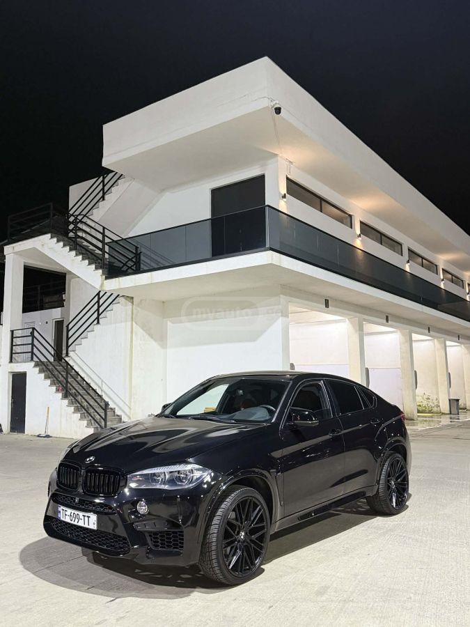 BMW X6 - фото 6
